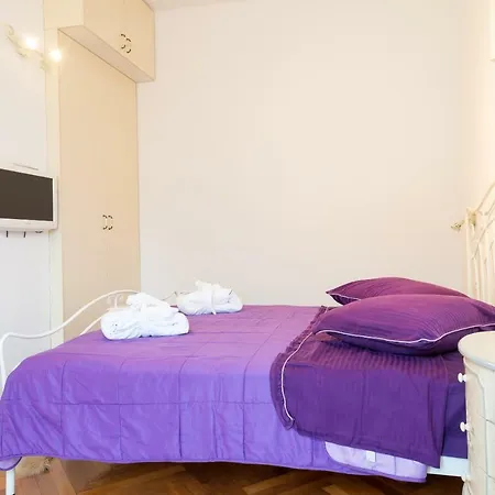 Appartement Elegant & Enchanting - At Old Town Entrance - *