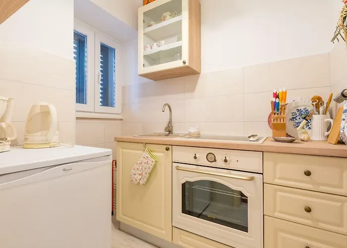 Elegant & Enchanting - At Old Town Entrance - Dubrovnik