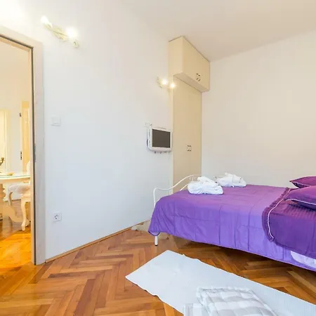 Elegant & Enchanting - At Old Town Entrance -